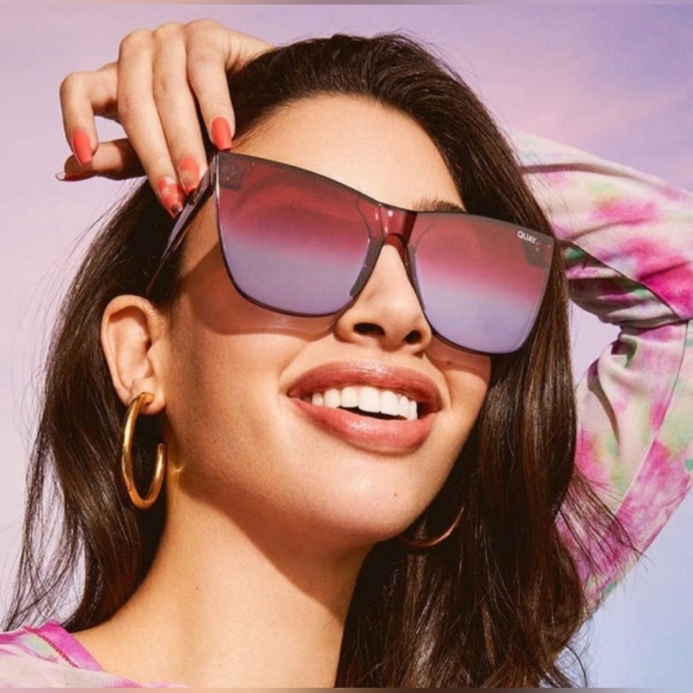 Women’s Oversized Gradient Pink Sunglasses